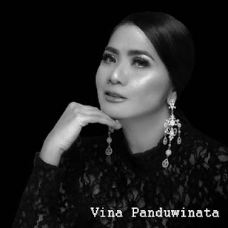 Lirik Lagu September Ceria - Vina Panduwinata - Novelas