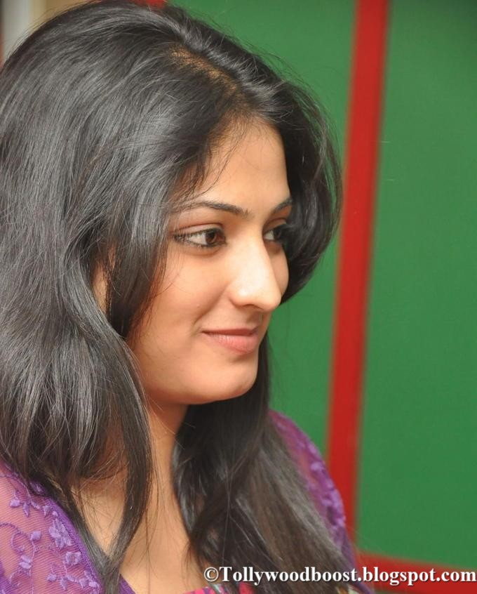 Beautiful Kannada Girl Hariprriya  Long Hair Smiling Face Close Up Stills