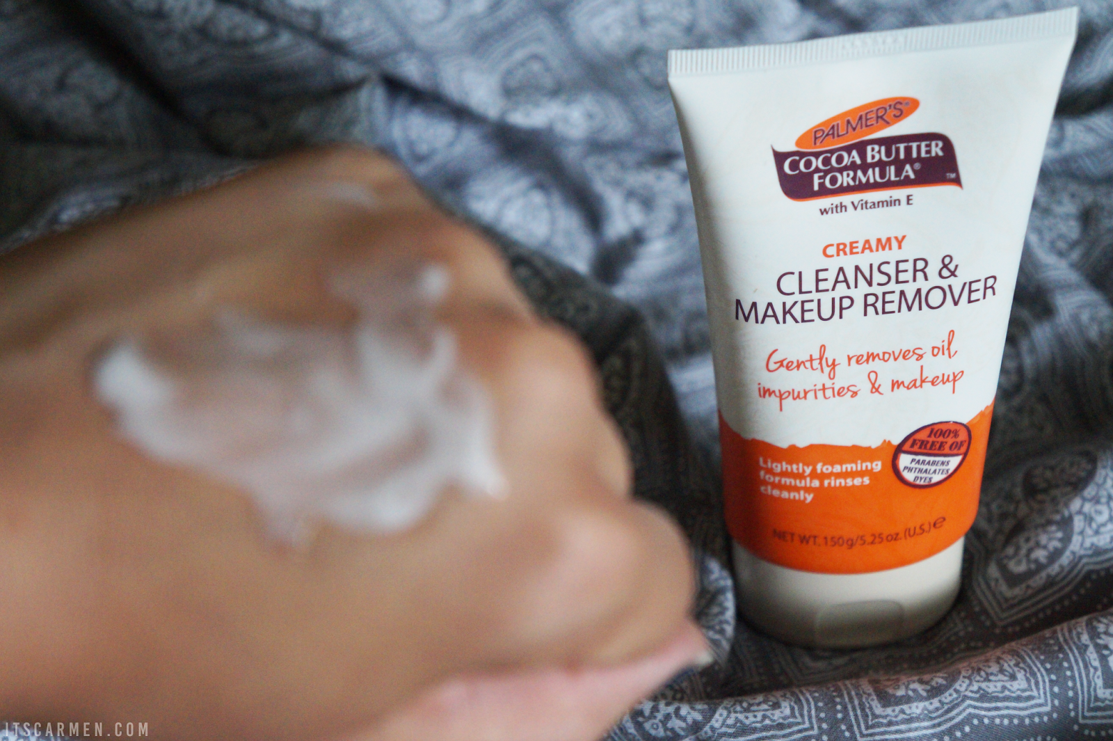 Palmer's Cleanser & Makeup Remover Review / Carmen Varner // Lifestyle