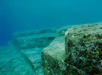 أكثر أماكن غموضا العالم underwater-ruins-400