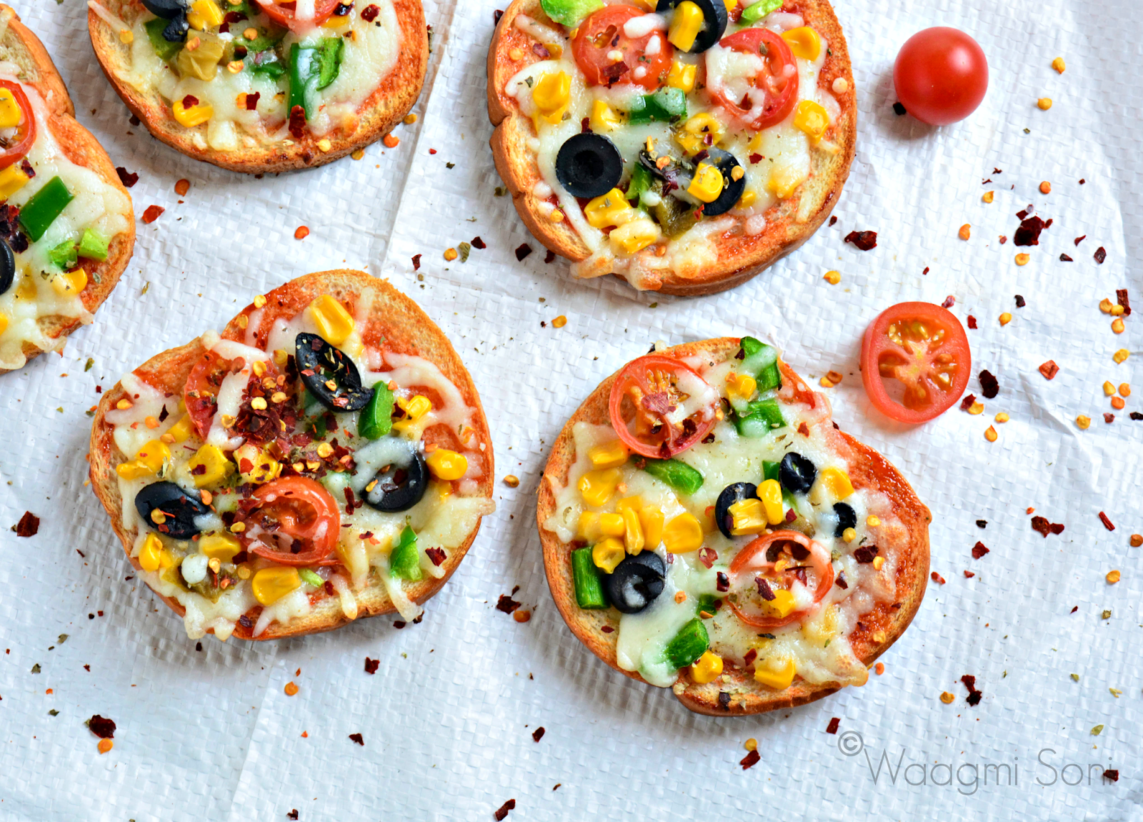 Cookingisfunn Mini Bread Pizza Bites