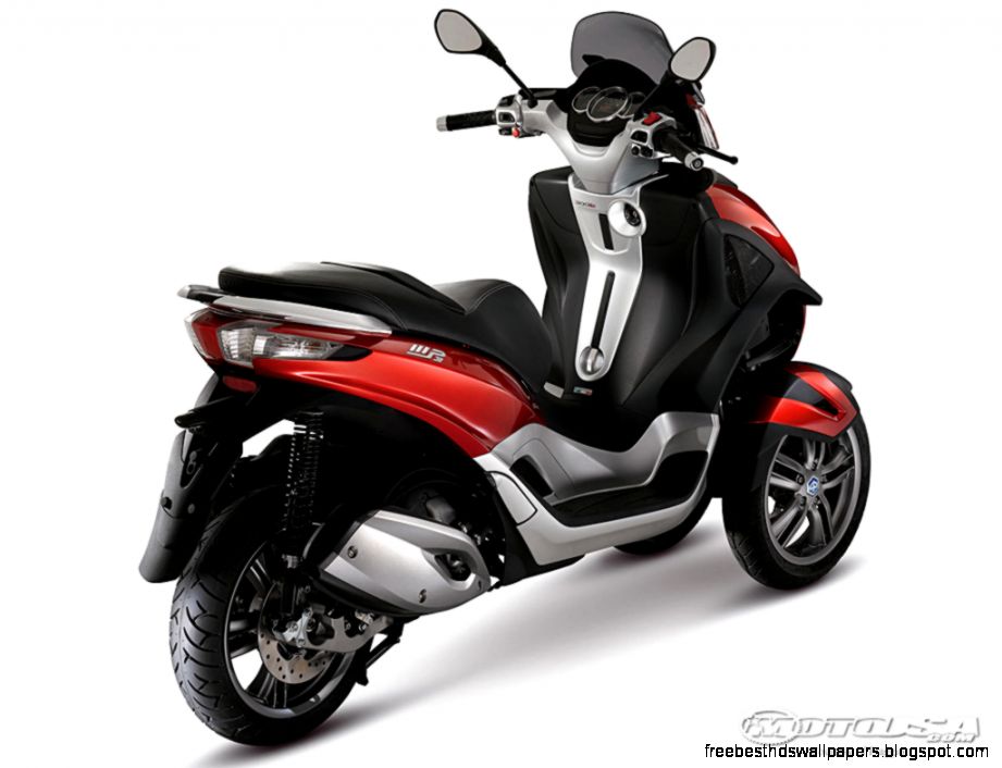 2011 Piaggio Scooters Photos   Motorcycle USA