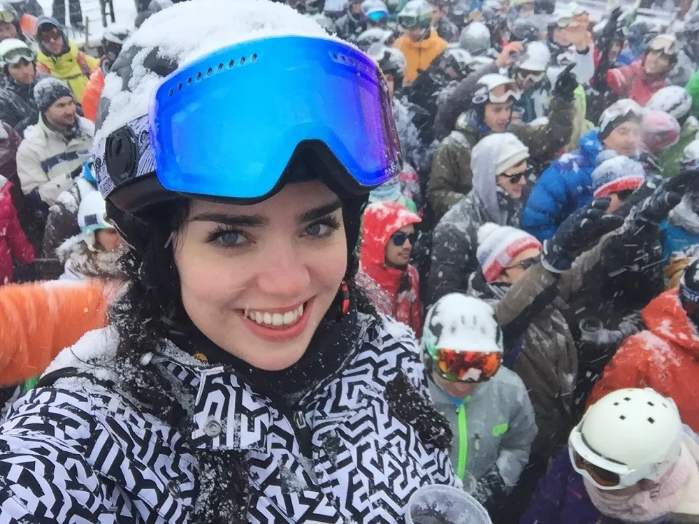 Drinks at La Folie Douce - Skiing at Val Thorens - ski holiday in the French Alps - travel blog
