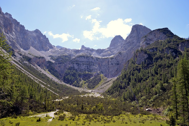 rifugio XII apostoli dolomiti di brenta