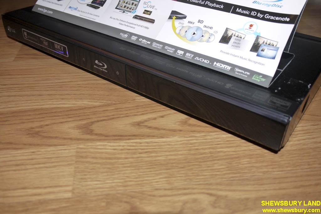 LG BD560 Network Blu Ray Disc and DVD Player