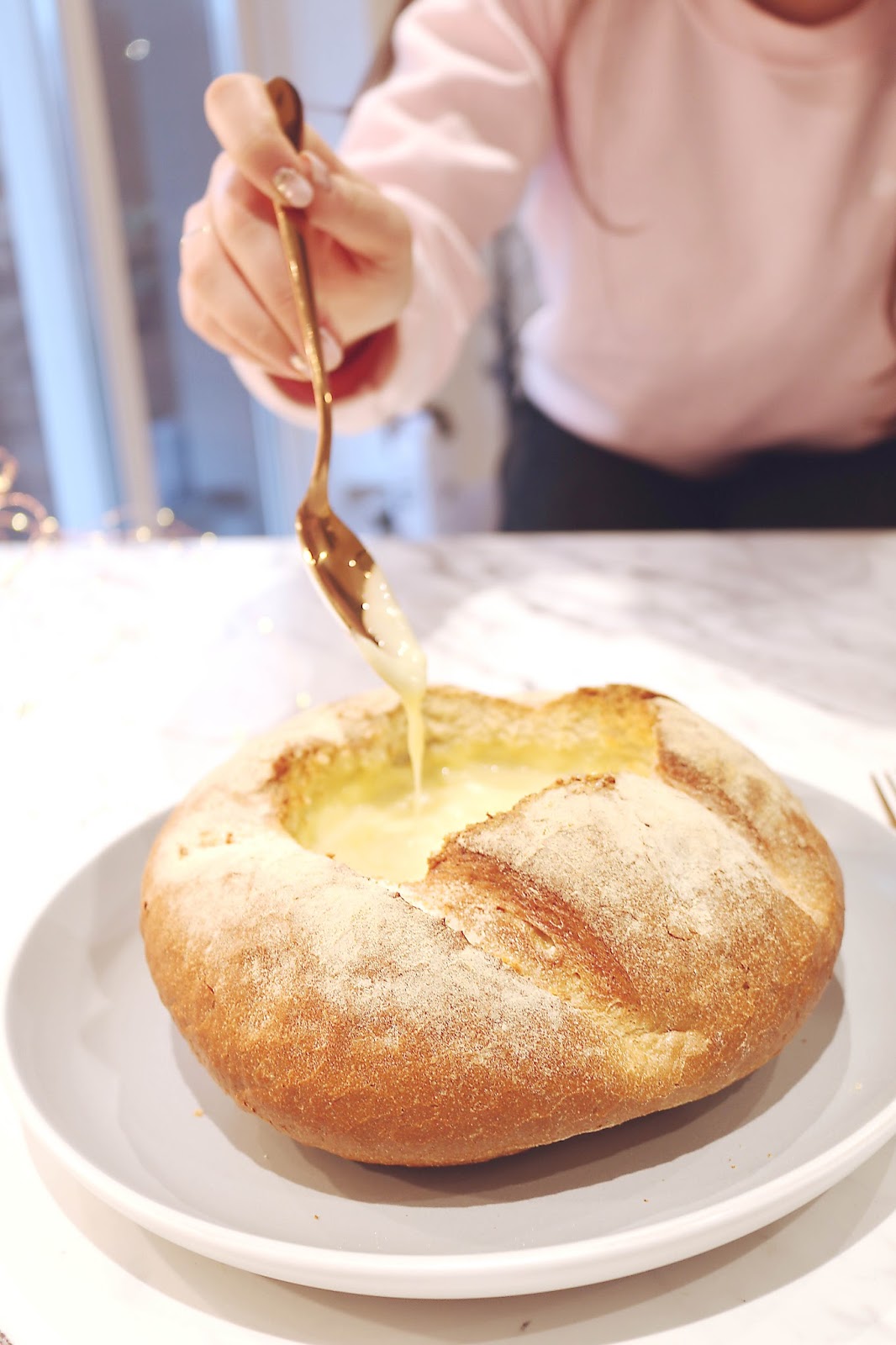 Festive Food : Camembert Bread Bowl Recipe