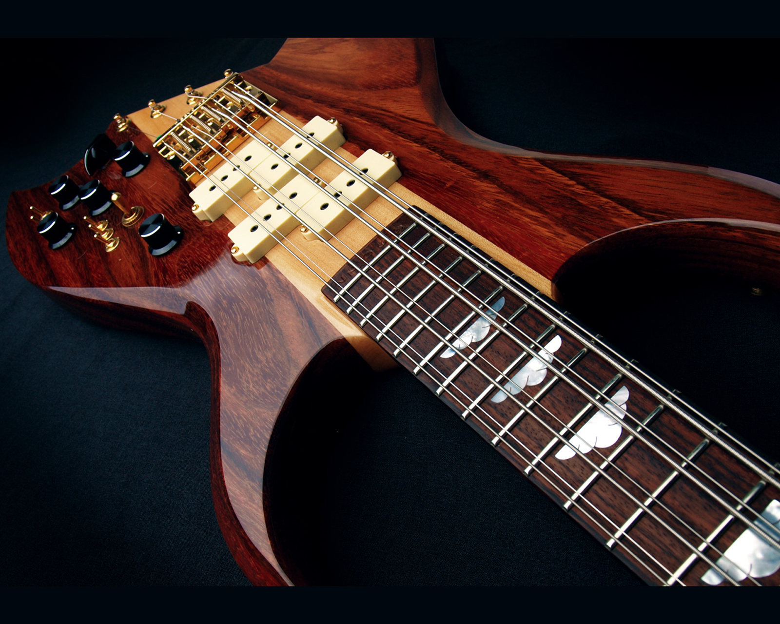 Kaliteli Resim Gitar Resimleri HD Guitar Wallpapers Duvar Kağıtları Kaliteli Resim Gitar Resimleri HD Guitar Wallpapers Duvar Kağıtları