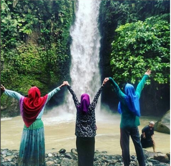 √ 22 Destinasi Tempat Wisata Alam Air Terjun di Sumatera