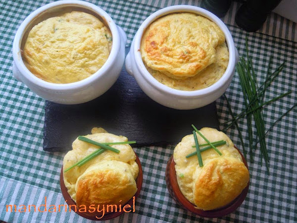 Soufflé de gruyére y tomillo