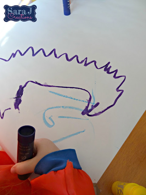 Painting made easy for kids.  No mess but still all the fun. Kwik Stix are easy to use tempera paint sticks.  