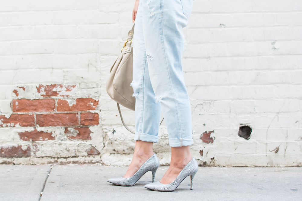 old navy boyfriend jeans club monaco shoes outfit