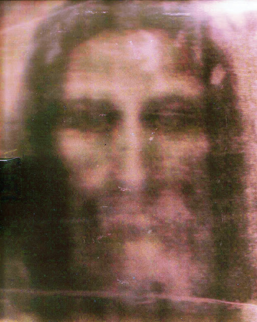 MOSTHOLYFACEOFJESUS SHROUD OF TURIN COLOR PHOTOGRAPH OF JESUS CHRIST