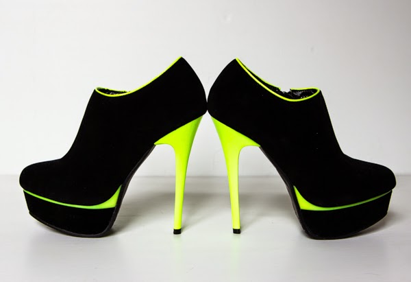 40+ nelkytplus keltaiset korot nilkkurit yellow high heels kengät kenkäblogi  
