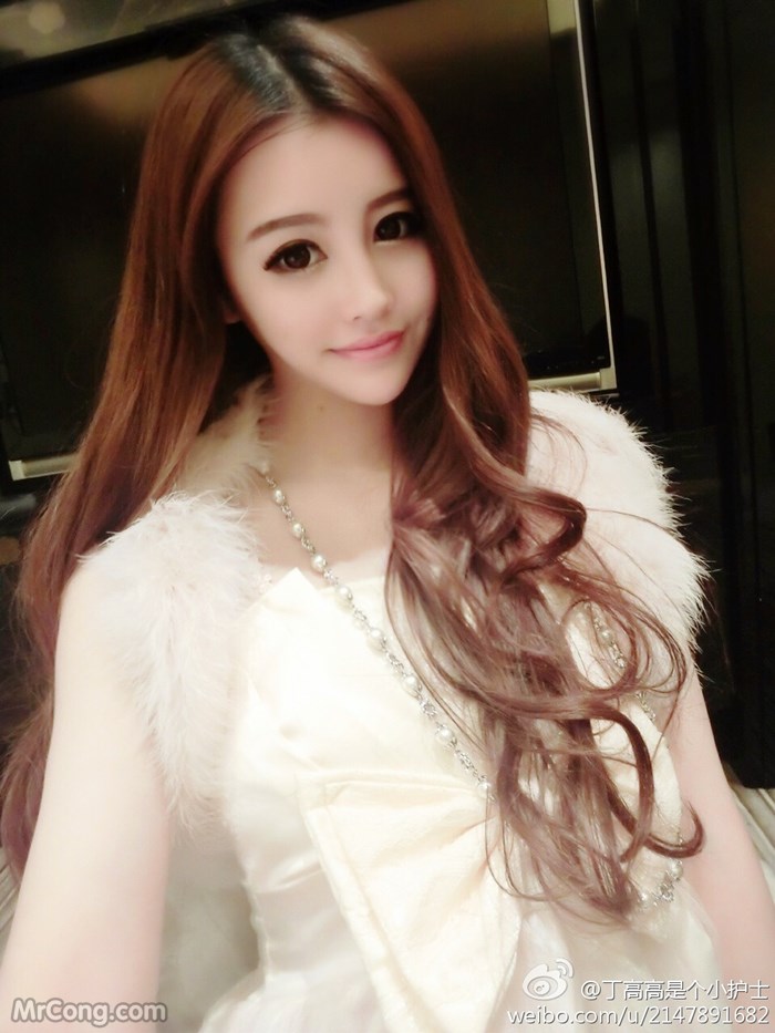 Cute selfie of ibo 高高 是 个小 护士 on Weibo (235 photos) photo 2-7