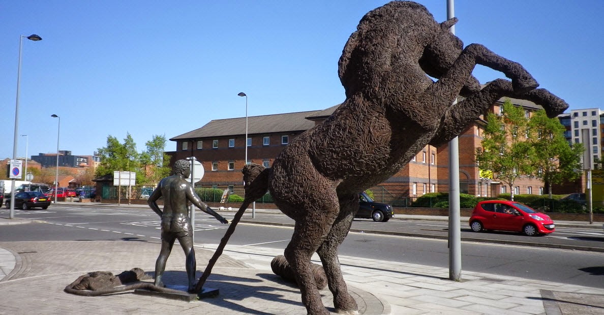 art wonder every day 'spaghetti' horse sculpture in liverpool