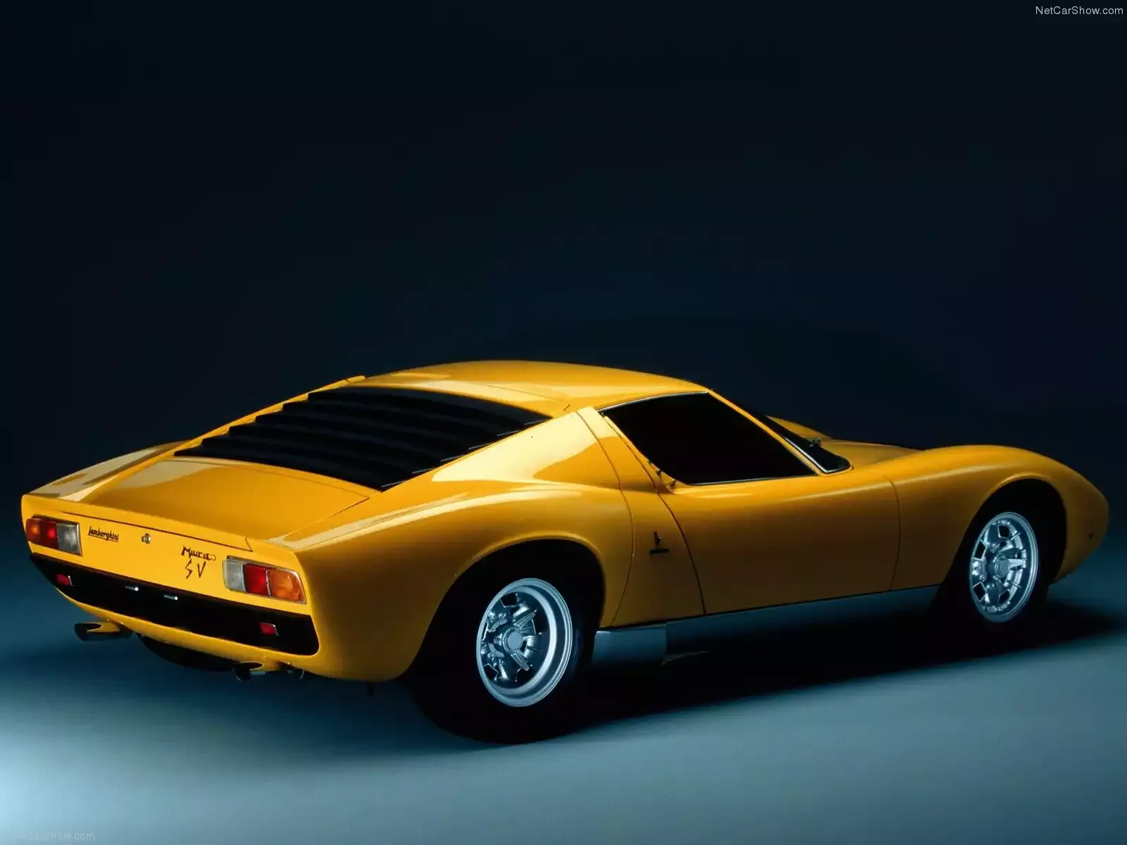 Hình ảnh siêu xe Lamborghini Miura SV 1971 & nội ngoại thất