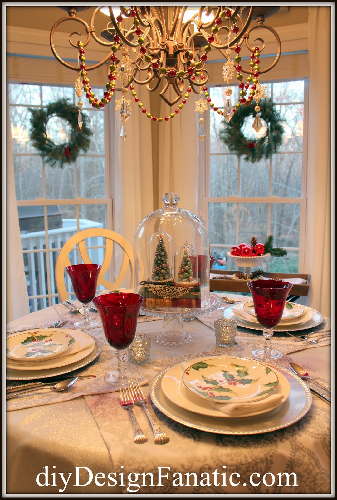 Christmas, Breakfast Room, Christmas tablescape, Christmas decorating, Christmas decorating