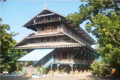 Sketsa Desain Rumah Adat Sulawesi Tenggara Sketsa Desain Rumah Adat Sulawesi Tenggara