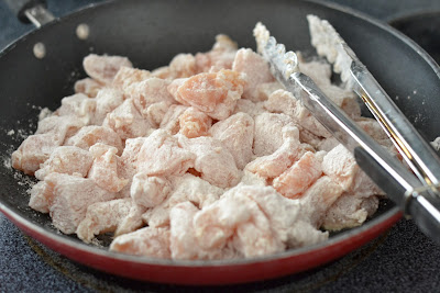 Amazing orange chicken packed with flavor that is lower in fat and calories. Life-in-the-Lofthouse.com