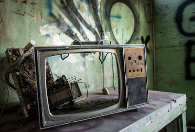 Cara Memperbaiki TV Mati Total