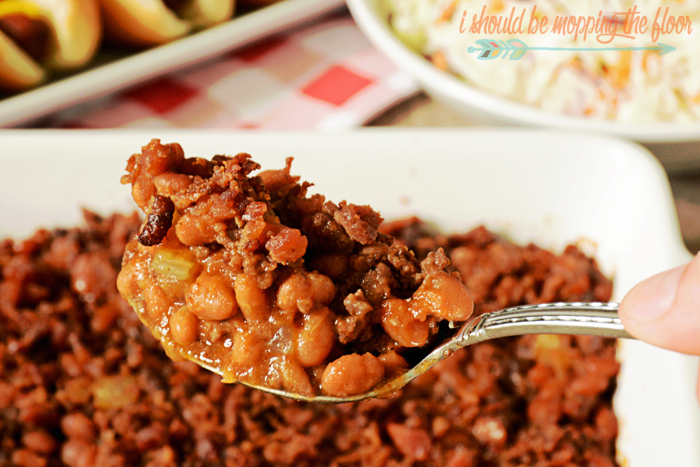 Cowboy Beans Recipe: the perfect easy and delicious side dish for your next grill out.