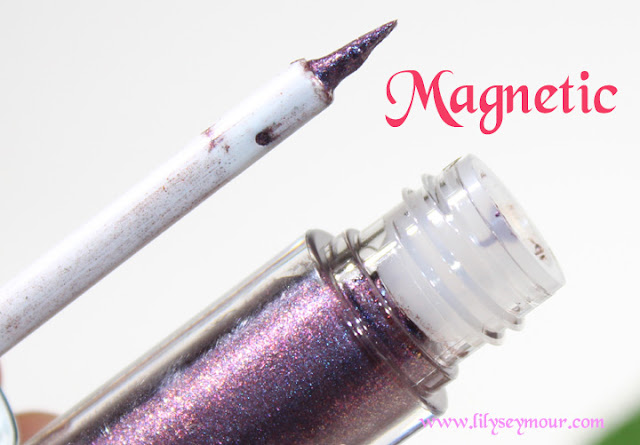 Magnetic Liquid Moondust Eyeshadow