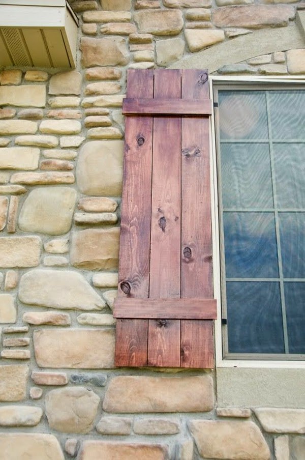 Shutters in wood &#8211; protection and style!