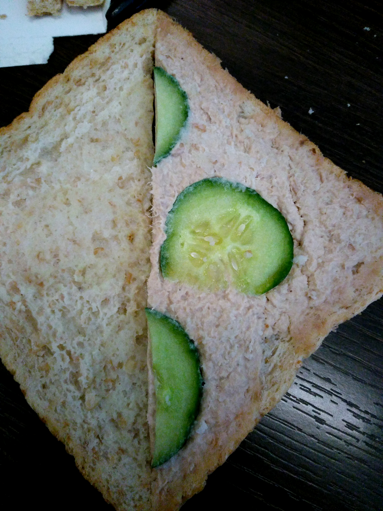 Bad Sandwich Tesco Tuna & Cucumber Sandwich