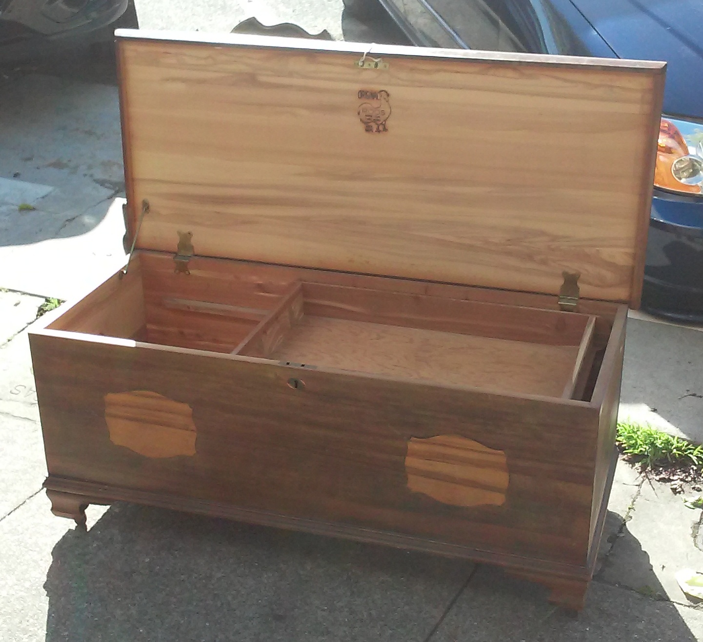 Uhuru Furniture Collectibles Sold Roos 45 Wide Vintage Cedar