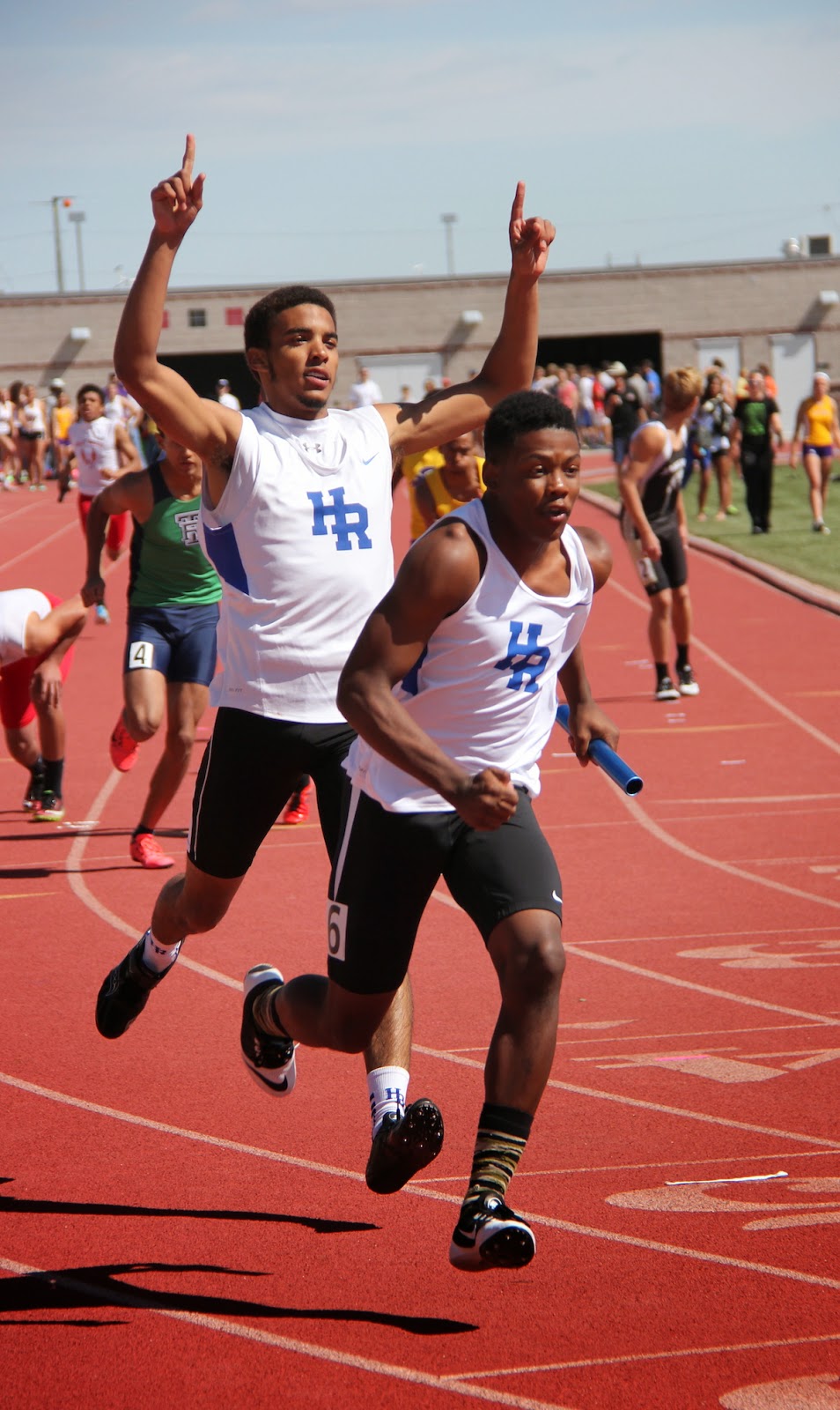 hrhs-track-and-field-may-2014