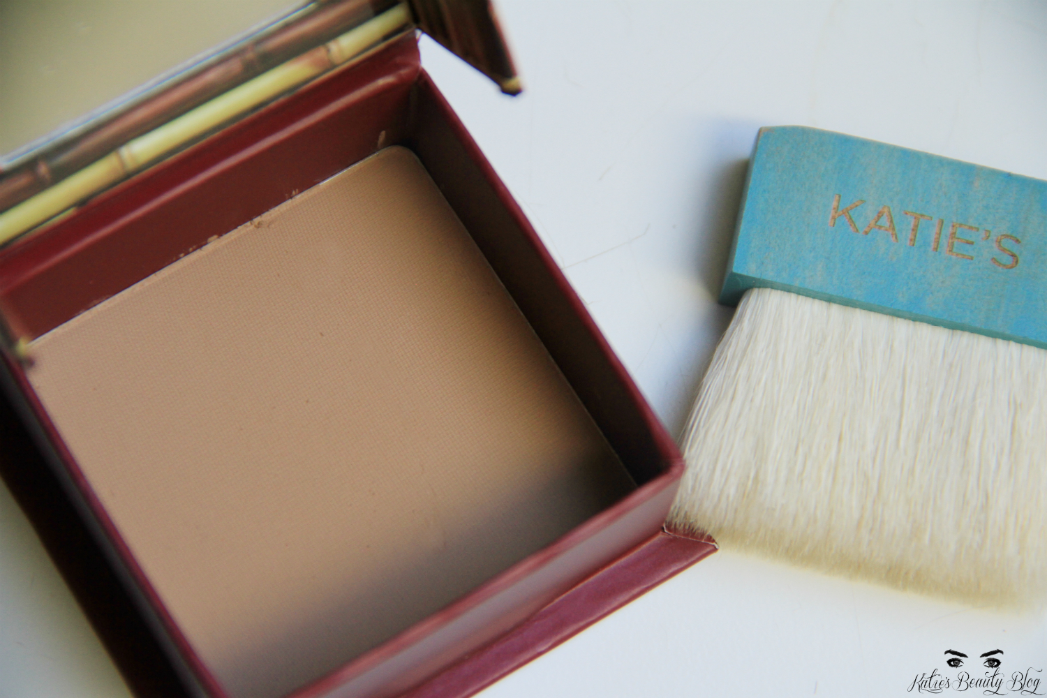 REVIEW: Hoola Bronzer Review Katie Snooks