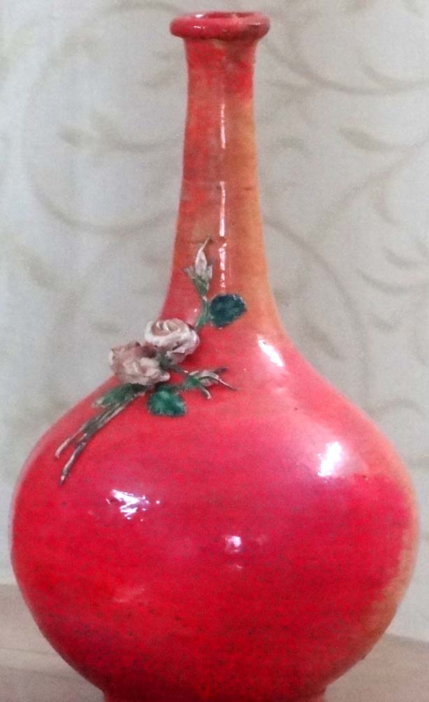 Art Musings 11. Decorating earthen pots artist Parmita