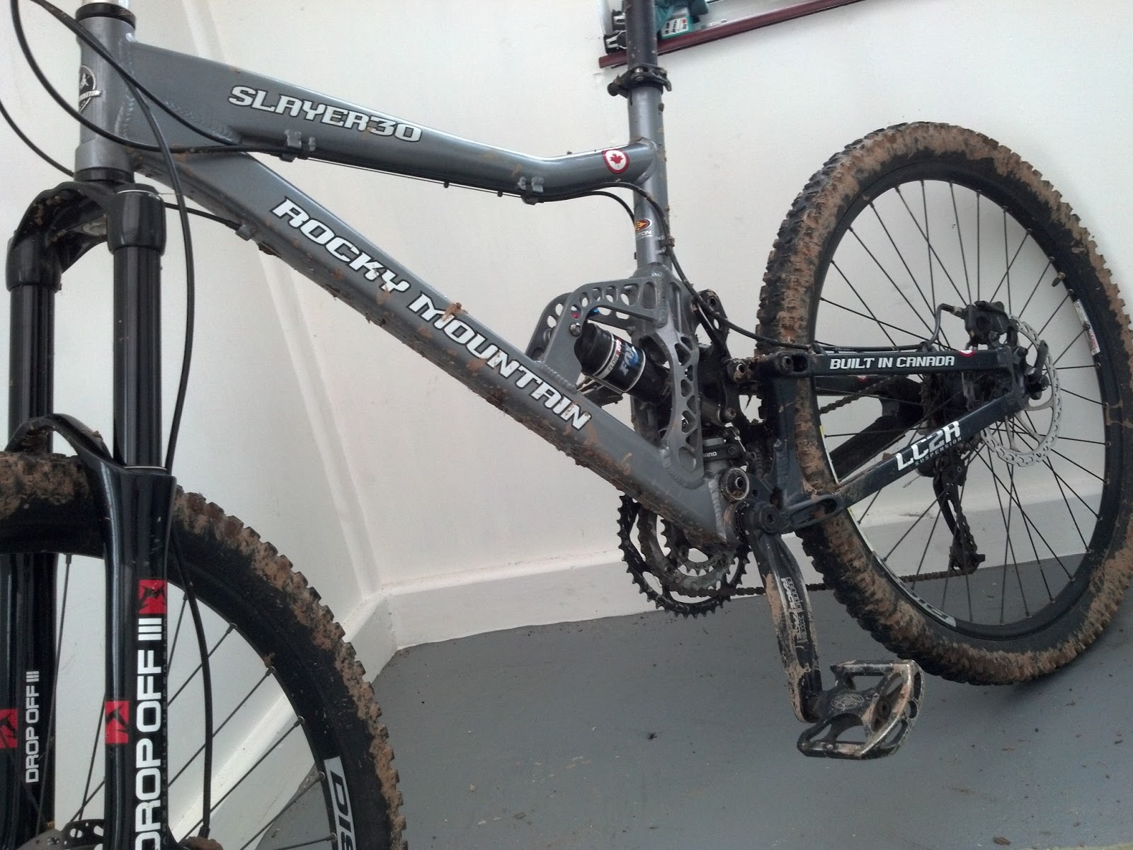 THE ROAD TO MEGAVALANCHE! 2013 Rocky Mountain Slayer