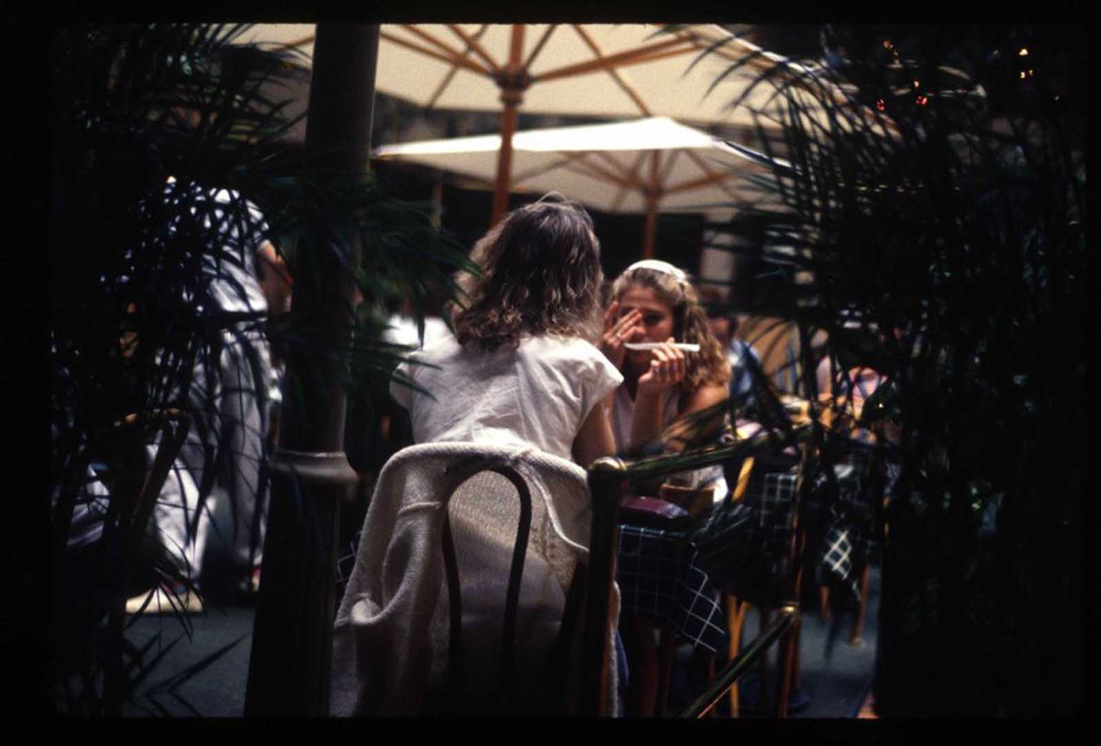 A nostalgic glance at American shopping malls of the late 1980s - 85
