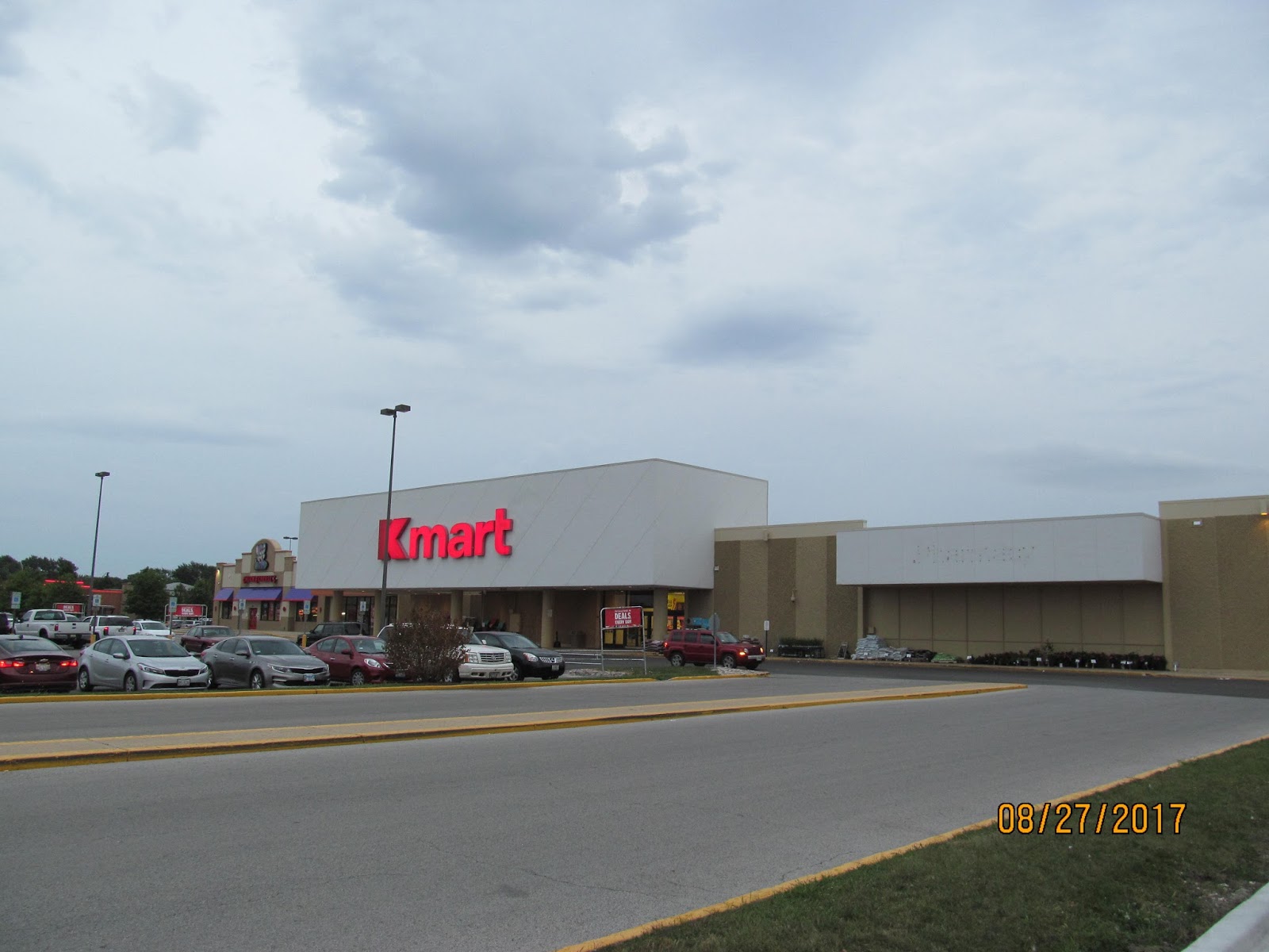 Trip to the Mall Sears Closing 28 More Kmart Stores Chicago Market