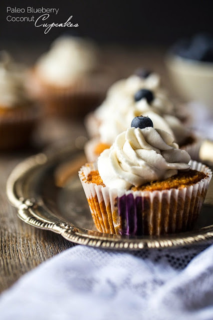 gluten-free-cupcakes-with-blueberries-and-coconut-cream