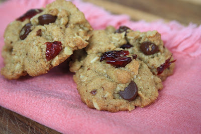 tahini oatmeal cookies are a nut-free lunch box treat