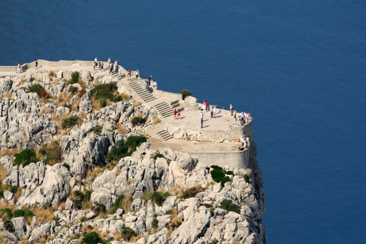 társkereső ügynökség mallorca sasuke társkereső vetélkedők