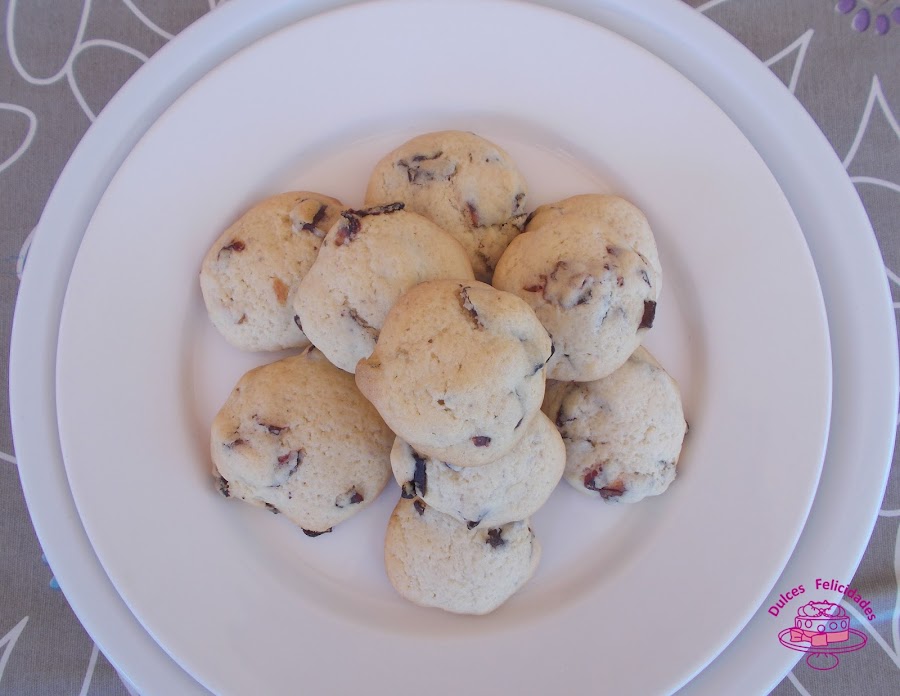 Galletas con fresas deshidratadas