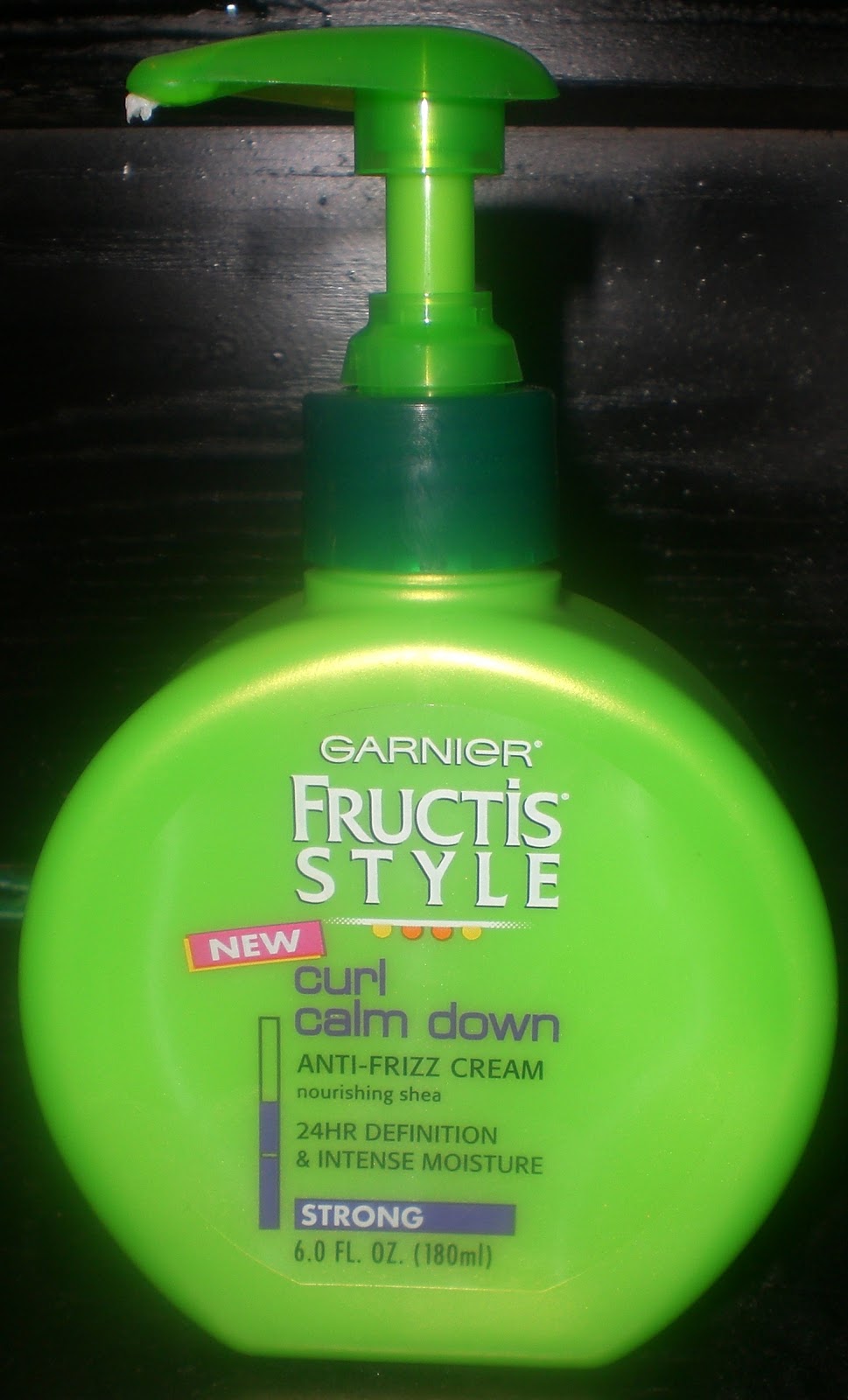 Cotton Candy Fro Garnier Fructis Curl Calm Down AntiFrizz Cream