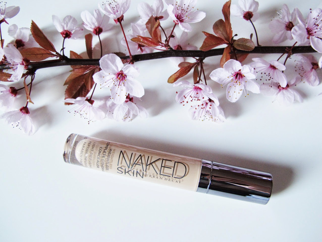 Naked Skin Weightless Complete Coverage Concealer  Urban Decay