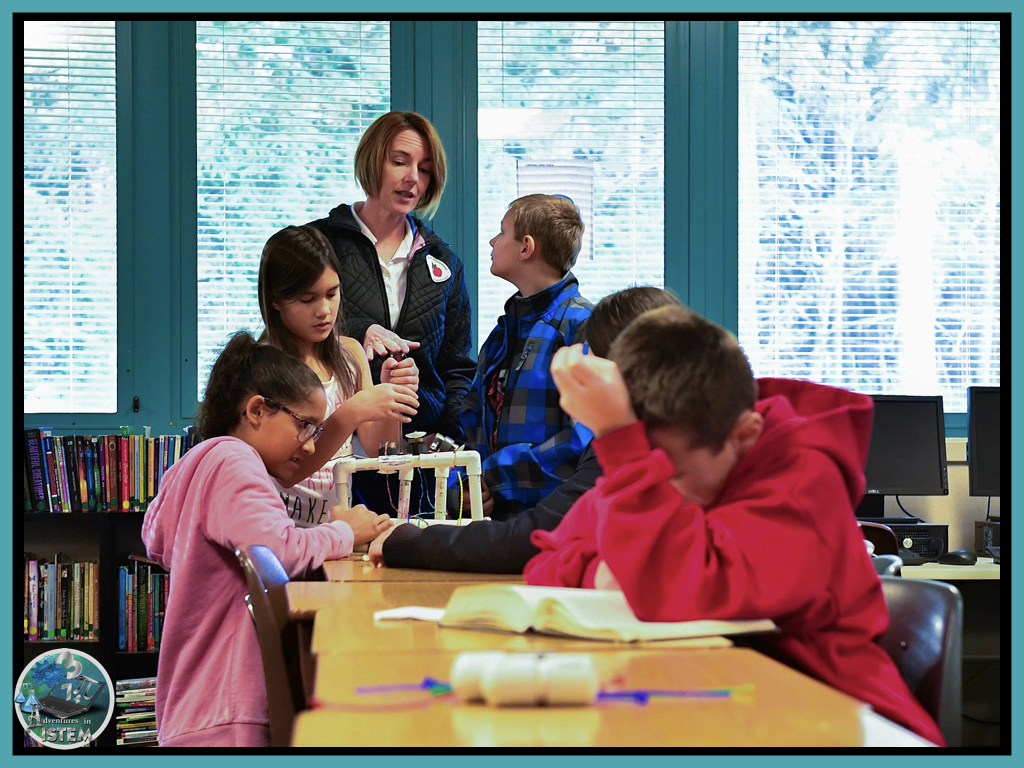 Blended Learning in the Science Classroom using the stations model