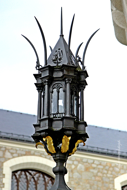 Street lights and public safety picture