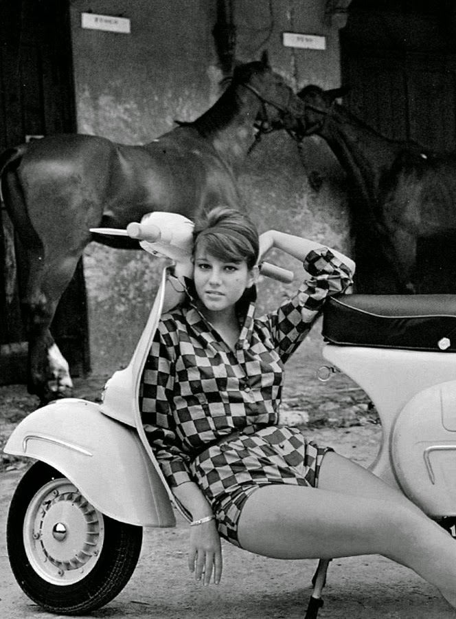Vespa Old Photos