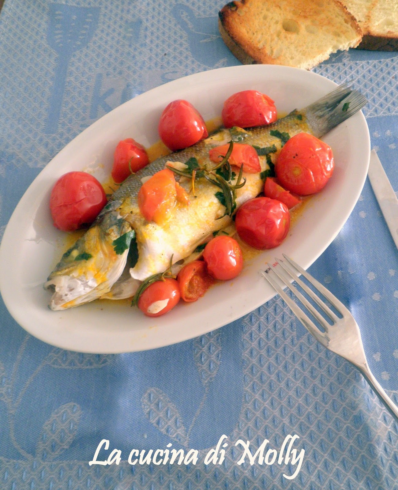 La cucina di Molly BRANZINO ALL'ACQUA PAZZA CON POMODORINI CONFIT