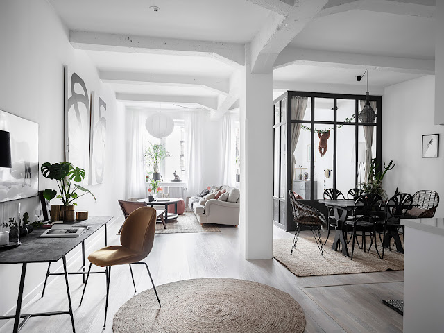Lasarettsgatan 6, Swedish apartment after a tasteful and thoughtful renovation
