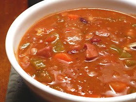 The Tall Girl Cooks: New Year's Day Bean Soup