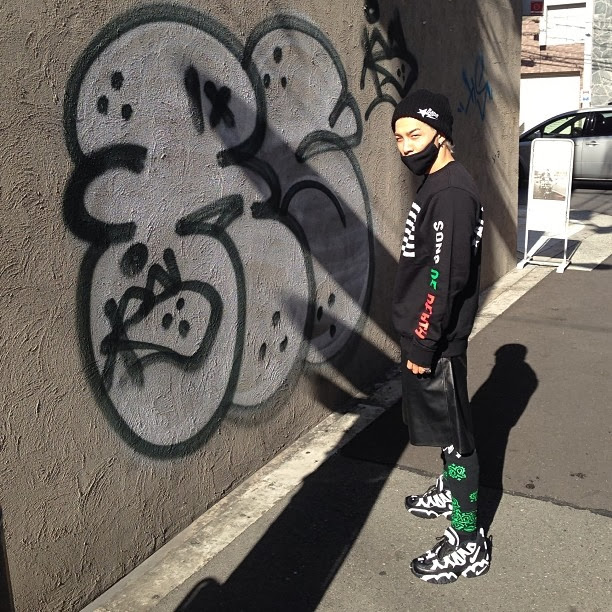 Taeyang shares series of photos from Osaka Daily K Pop News Taeyang shares series of photos from Osaka Daily K Pop News