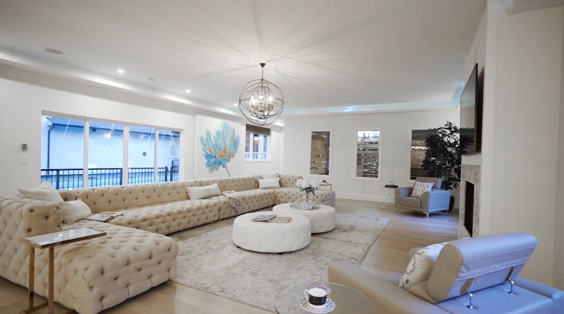 58 Interior Design Photos vs. 13988 34 Ave, Surrey, BC Luxury Mansion Tour