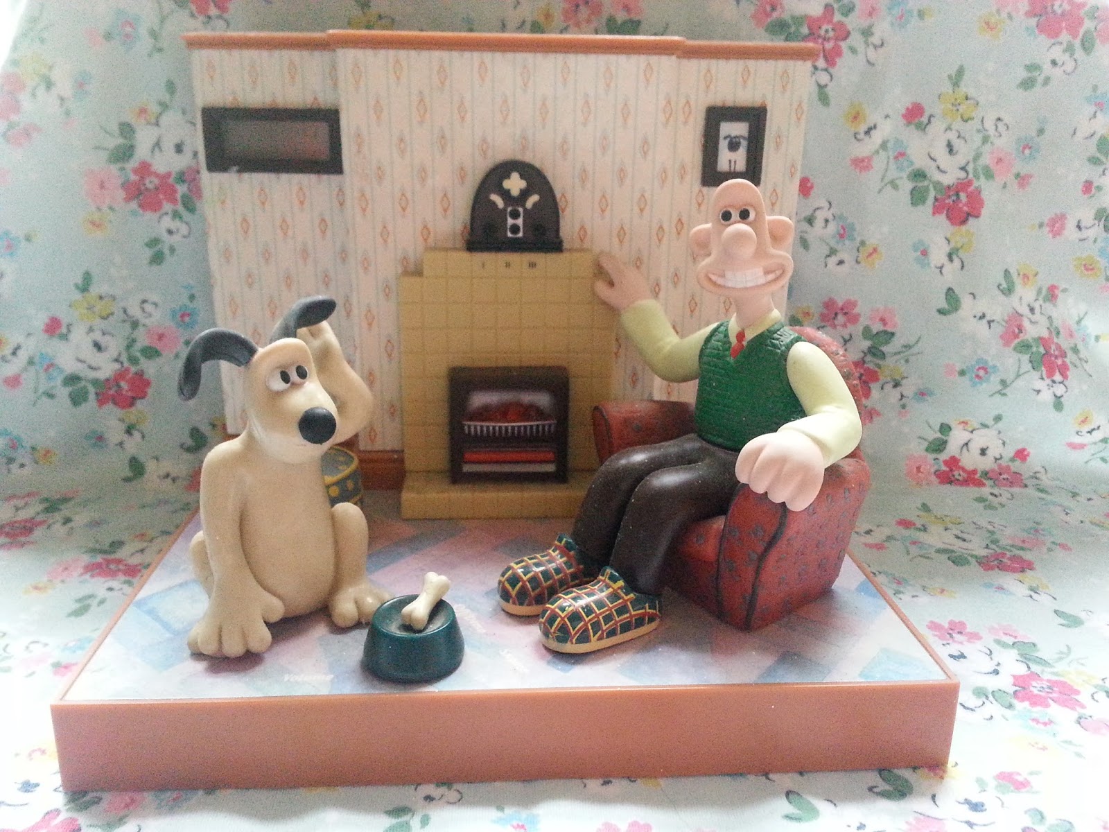 The Love Of Nostalgia Wallace And Gromit Are My Style Icons